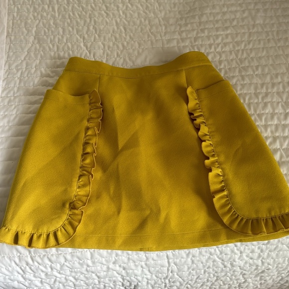 Skirt in yellow - Picture 2 of 6